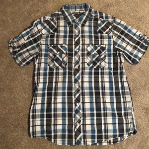 2/$20 Men’s BKE Plaid Slim Fit Short Sleeve, Size Large